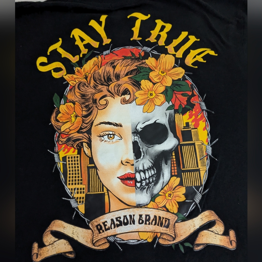 Reason Brand Stay True Beautiful Woman Skull  Graphic Medium Unisex